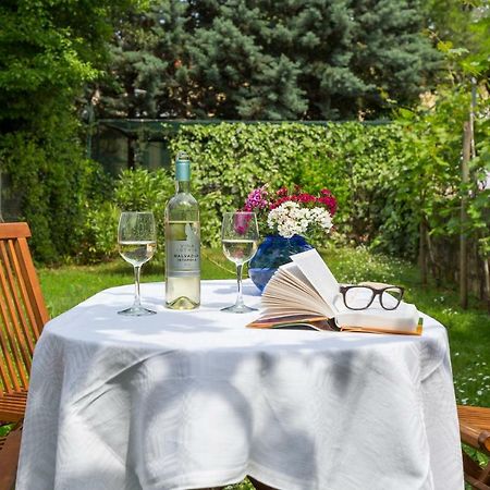 Casa Flora 3-Minutes' Walk From The Beach Novigrad Istria Exterior foto
