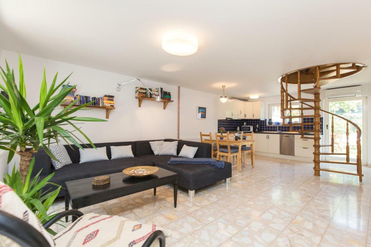Casa Flora 3-Minutes' Walk From The Beach Novigrad Istria Exterior foto